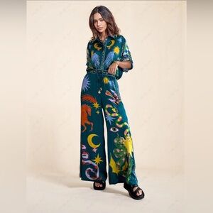 Unique Print Elastic Waist Pocketed Wide Leg Pants Set